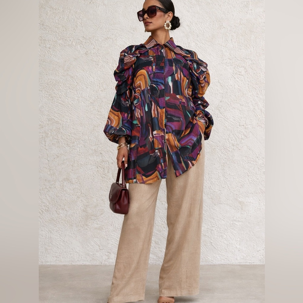 Isla & White Silk Blend Puff Shoulder Long Sleeve Top